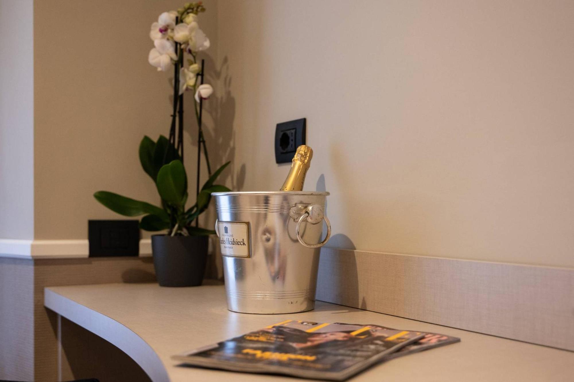 Domus 213 Guest House Ρώμη Εξωτερικό φωτογραφία