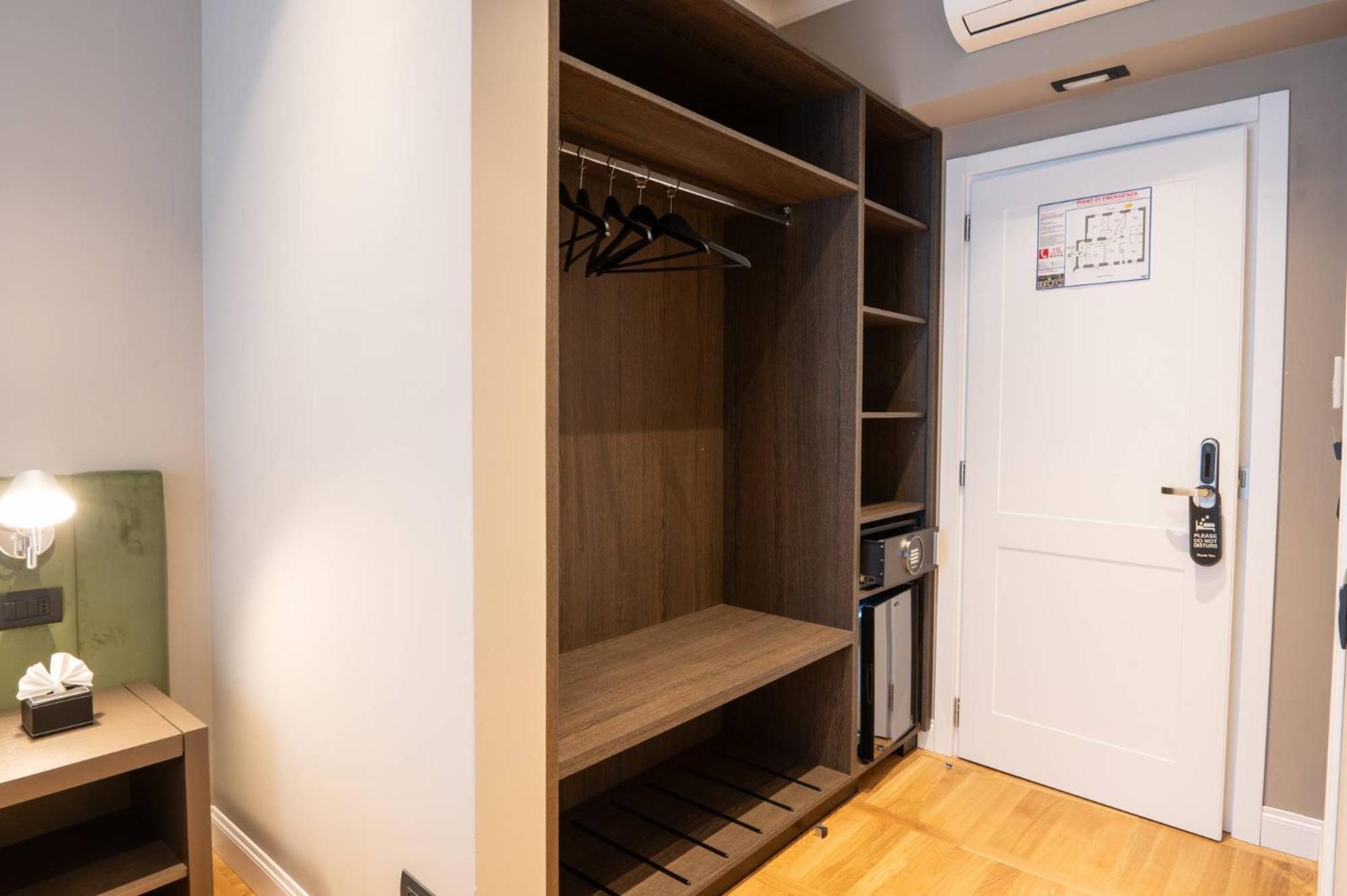 Domus 213 Guest House Ρώμη Εξωτερικό φωτογραφία